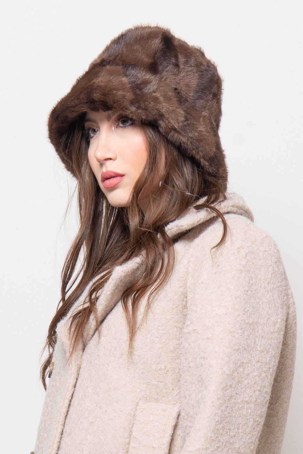 Cappello in ecopelliccia