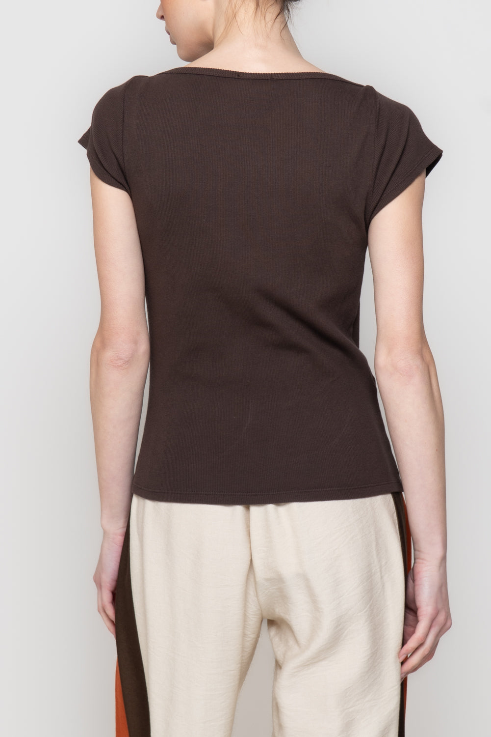 T-shirt a Costine con Scollo a Barca