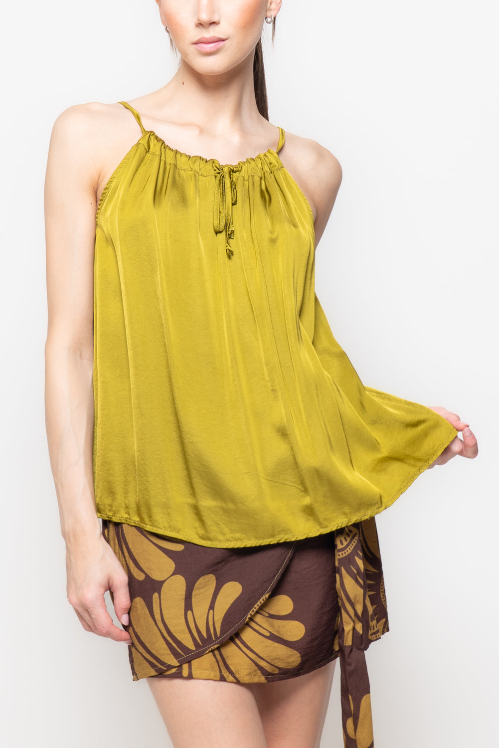 Top Smanicato con Scollo Americano Regolabile