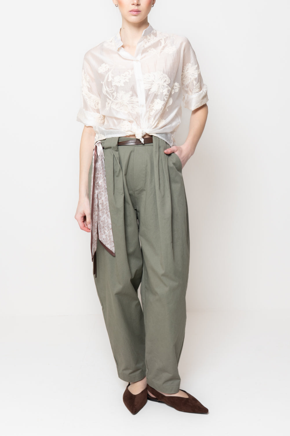 Camicia alla coreana con ricami