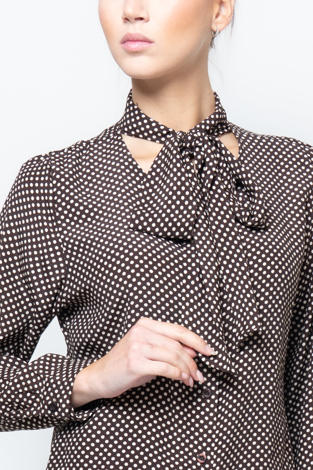 Camicia a pois con fiocco