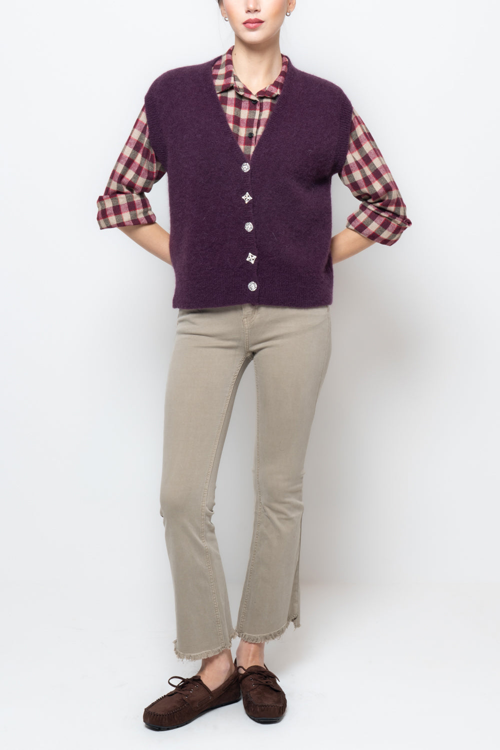 Pantalone flair crop sfrangiato