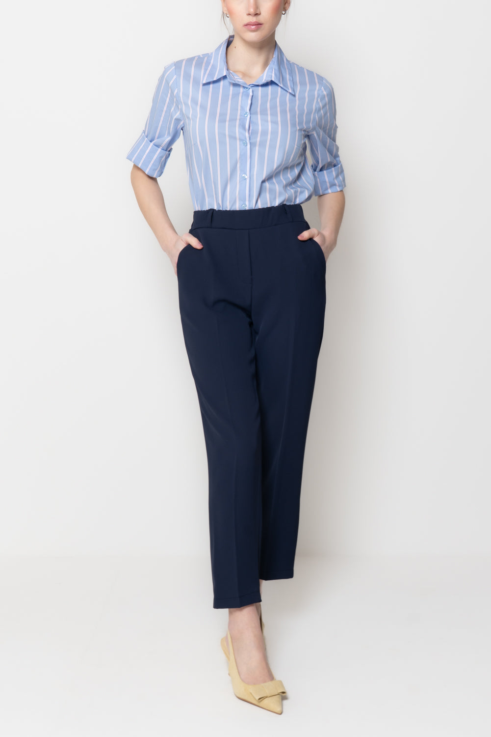 Pantaloni Slim con Piega Stirata
