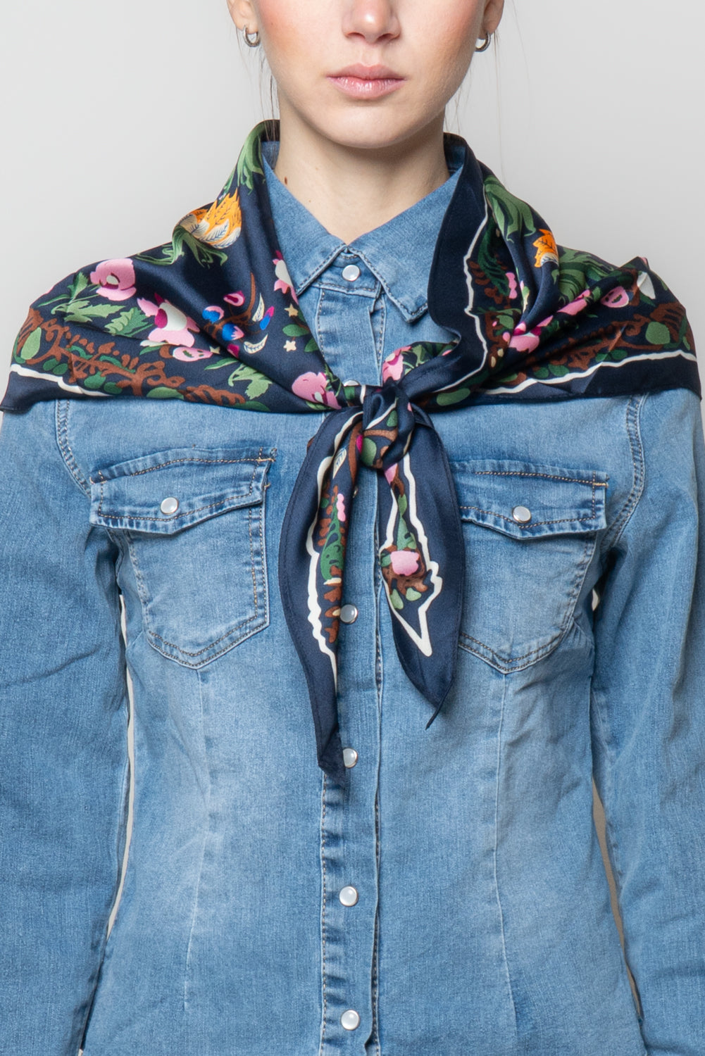 Foulard a fiori