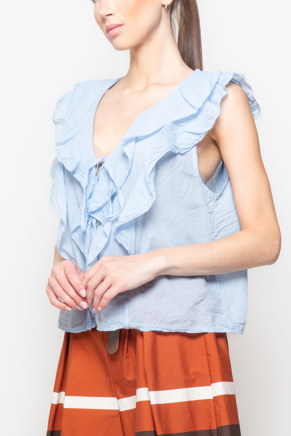 Blusa Leggera con Scollo a V e Volant