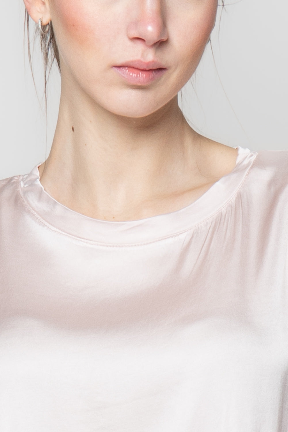 T shirt in satin
