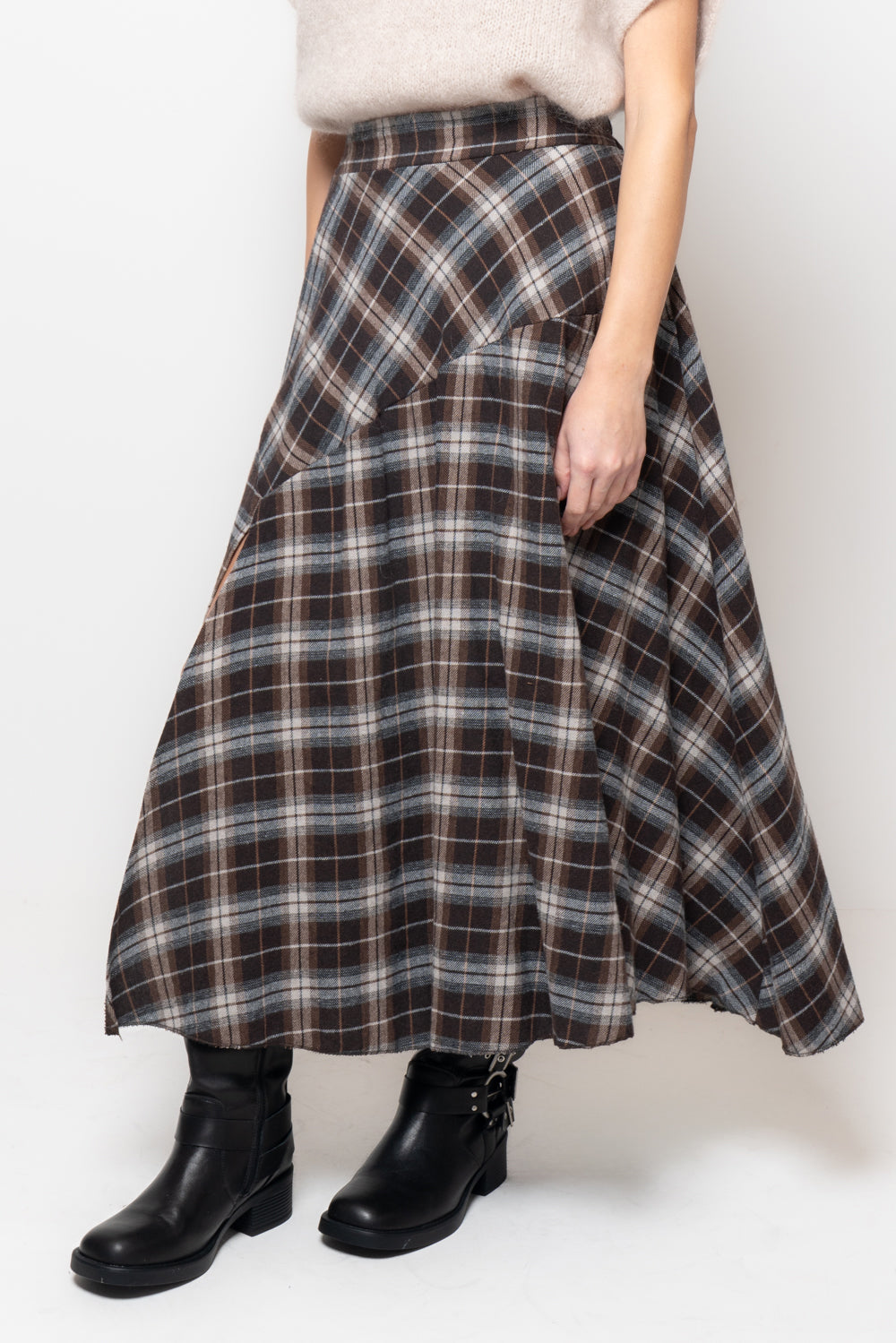 Gonna a quadri asimmetrica