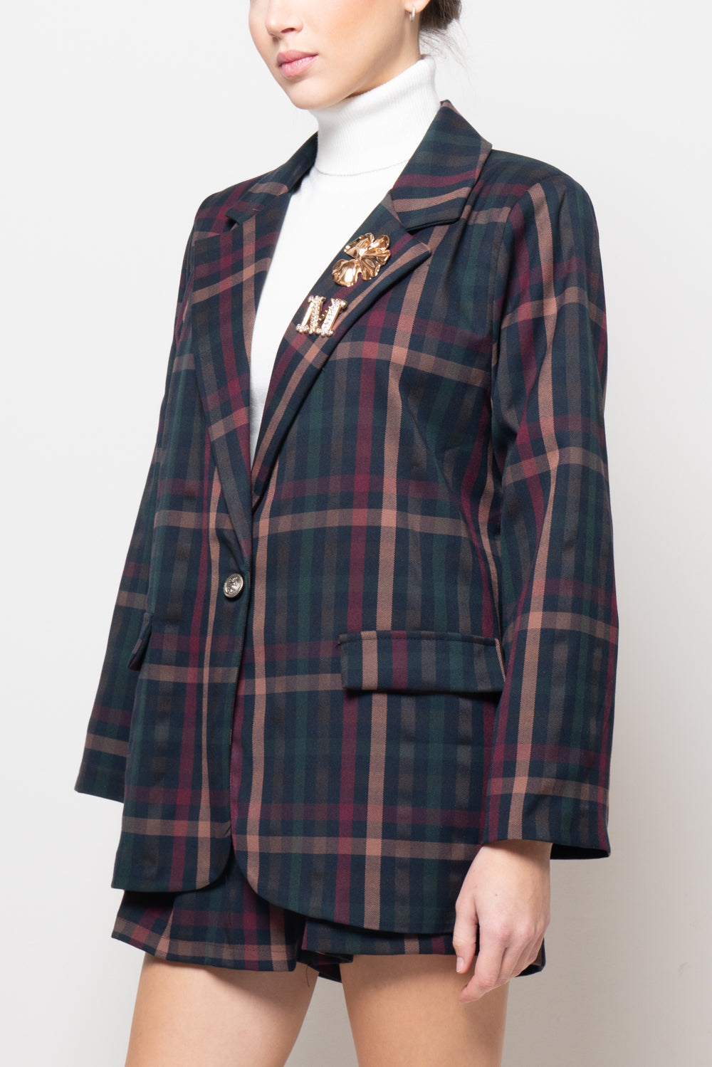Giacca a quadri con spille