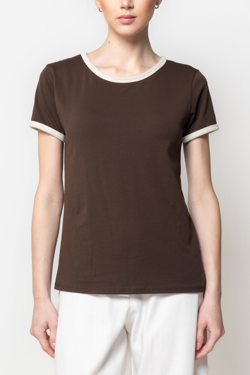 T-shirt con Profili a Contrasto