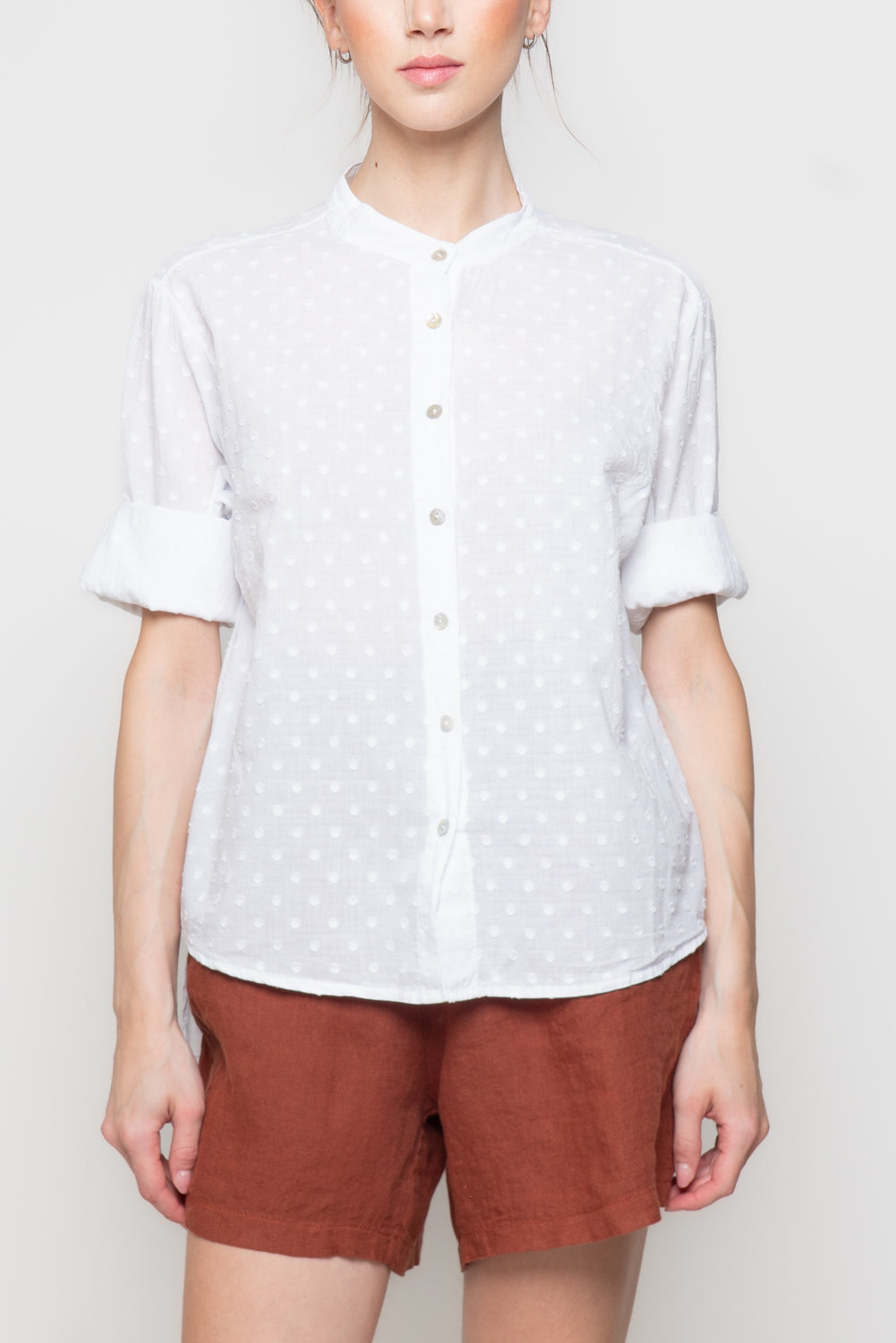 Camicia alla coreana con ricami