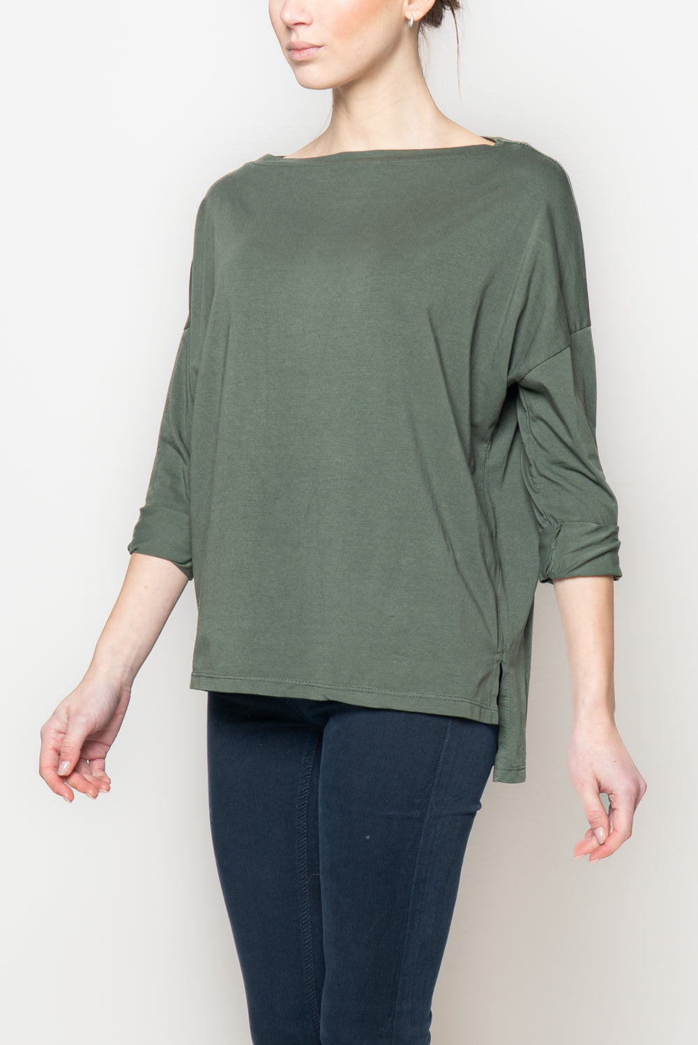 T shirt a manica lunga con scollo a barca