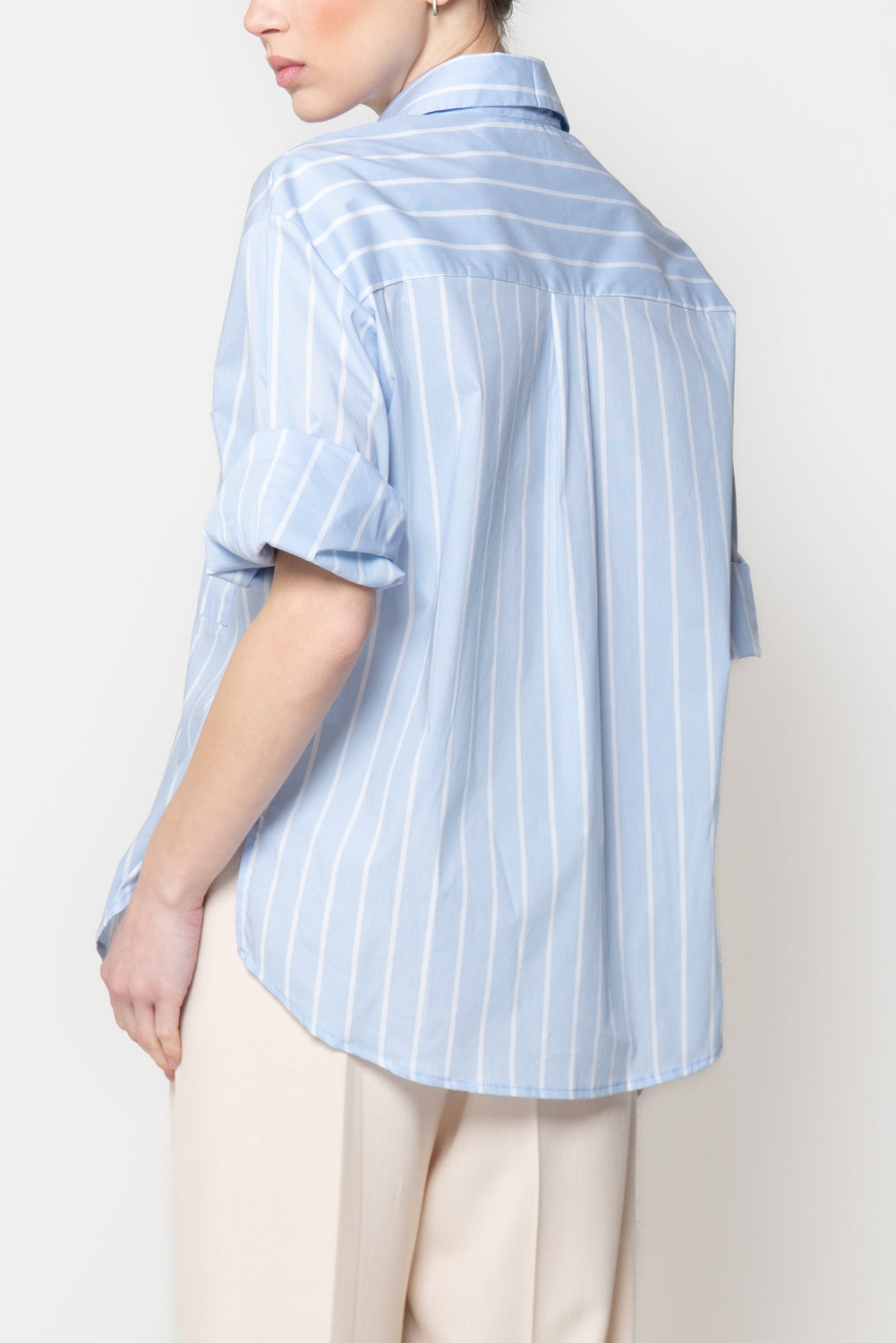 Camicia a righe con tasca