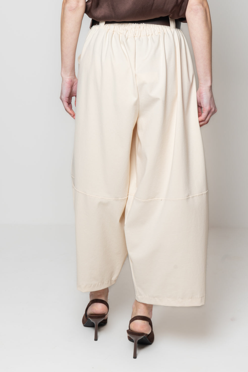 Pantalone Barrel in punto milano