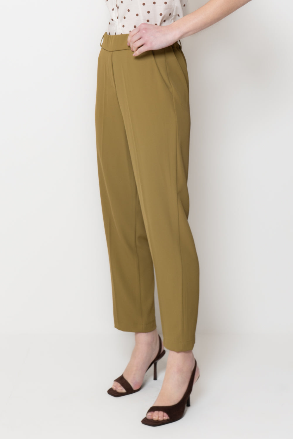 Pantaloni Slim con Piega Stirata