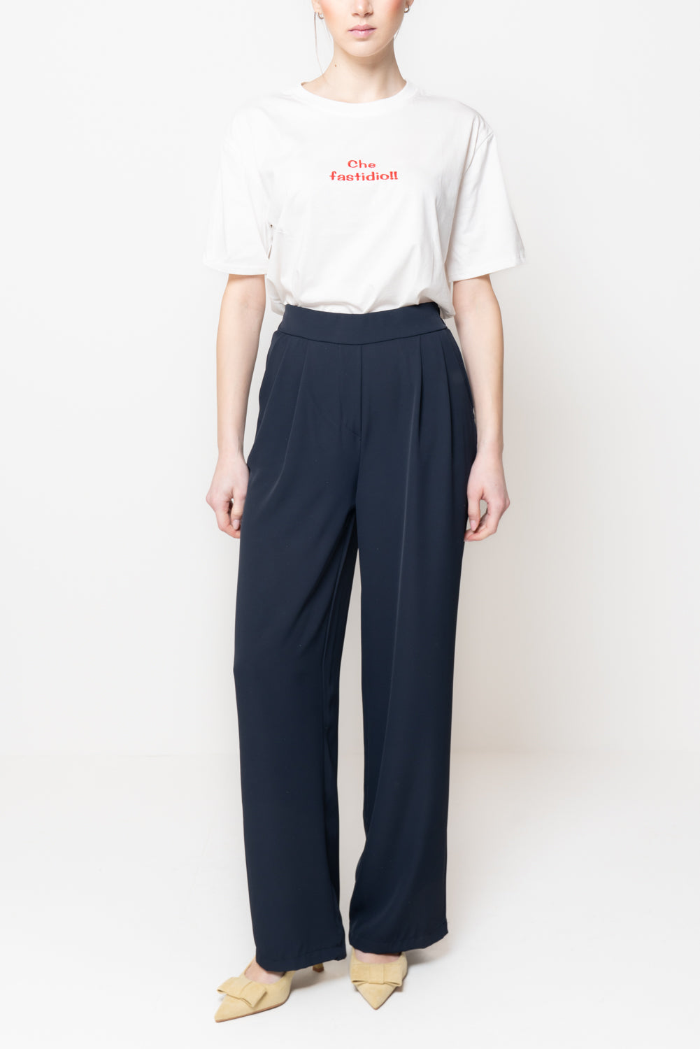 T shirt ricamo "Che Fastidio"