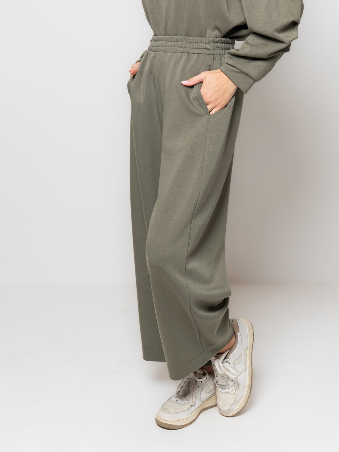 Pantalone baggy in neoprene