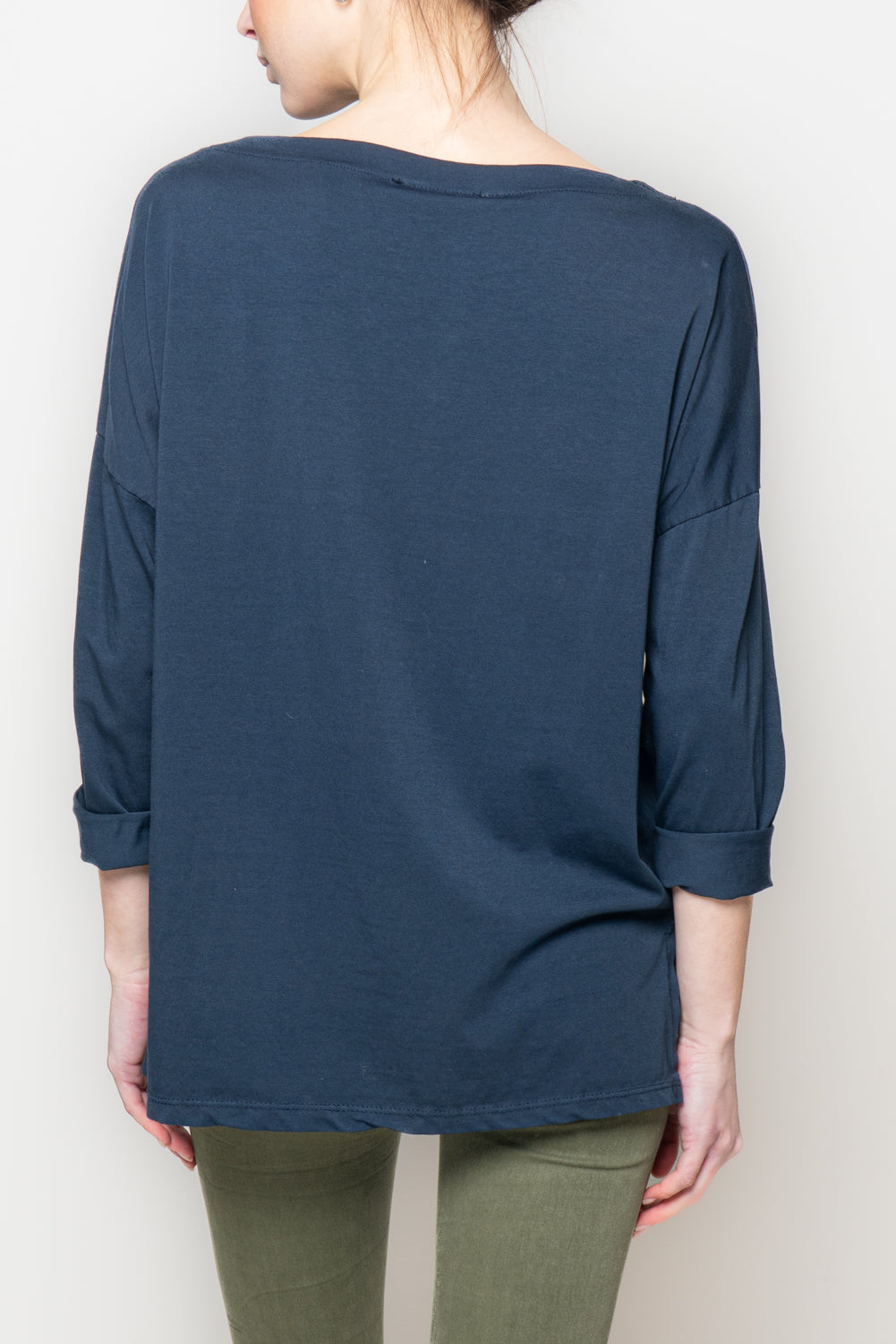 T shirt a manica lunga con scollo a barca