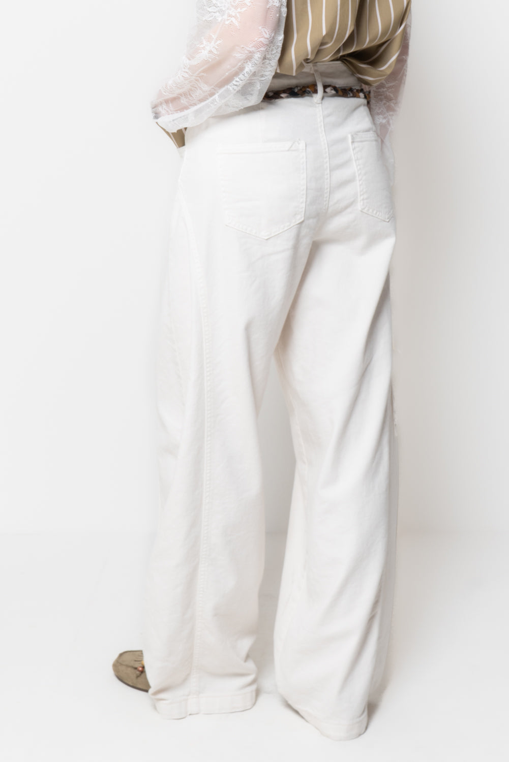 Pantalone Cargo Wide Leg con Cintura Intrecciata