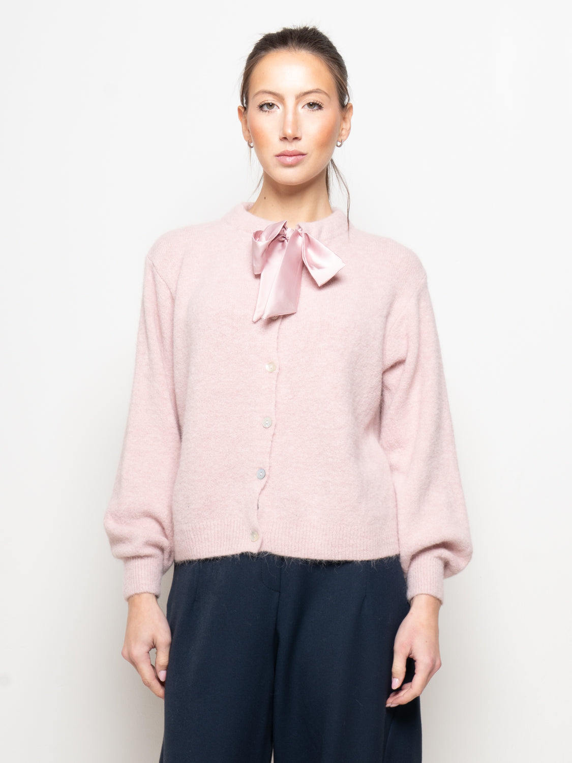 Cardigan in maglia con fiocco