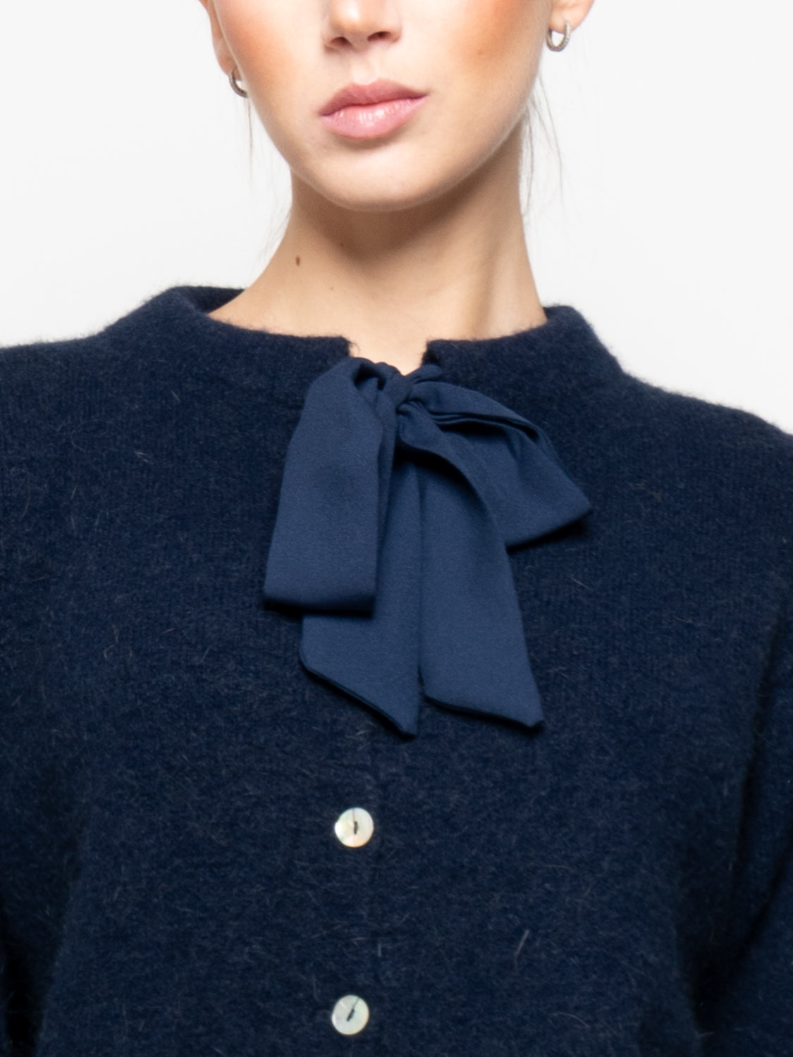 Cardigan in maglia con fiocco