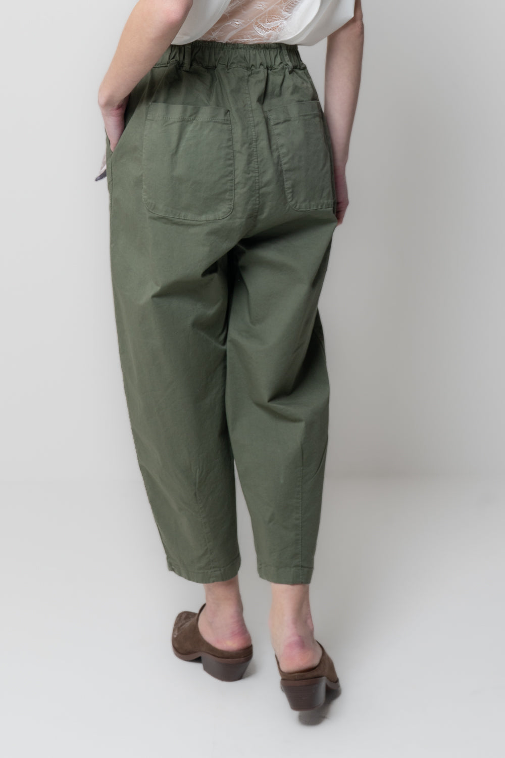 Pantalone a Carota con Foulard