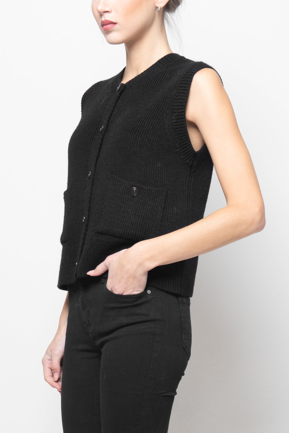 Gilet paricollo con bottoni