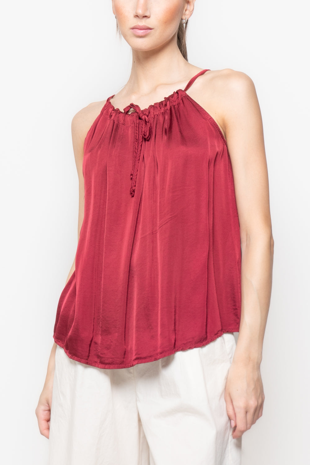 Top Smanicato con Scollo Americano Regolabile