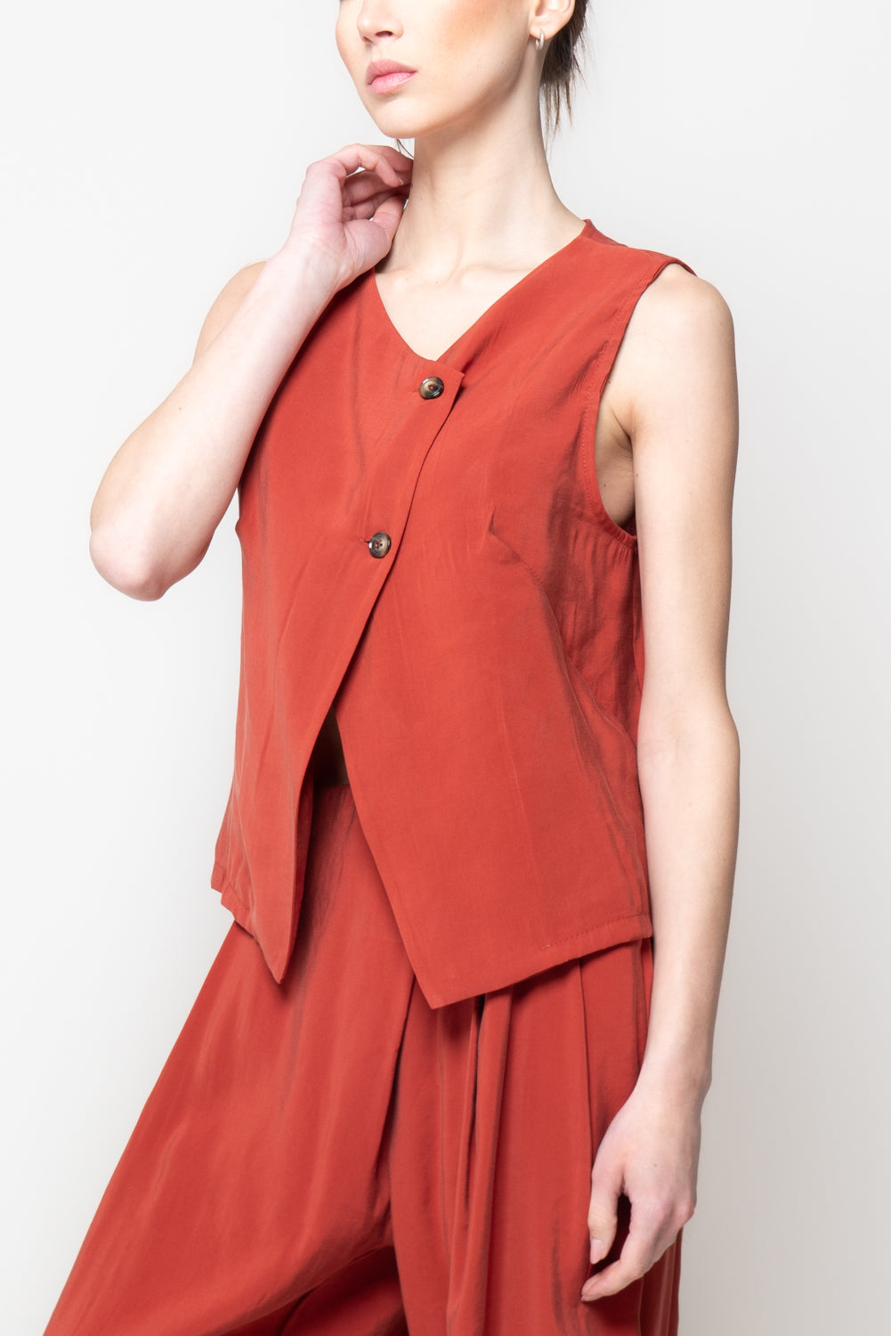 Gilet asimmetrico