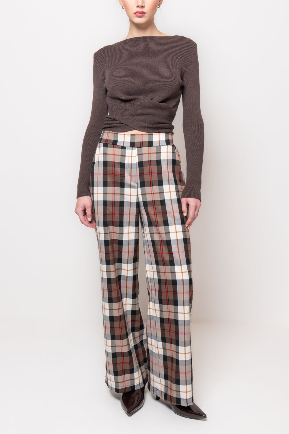 Maglia con incrocio cut out