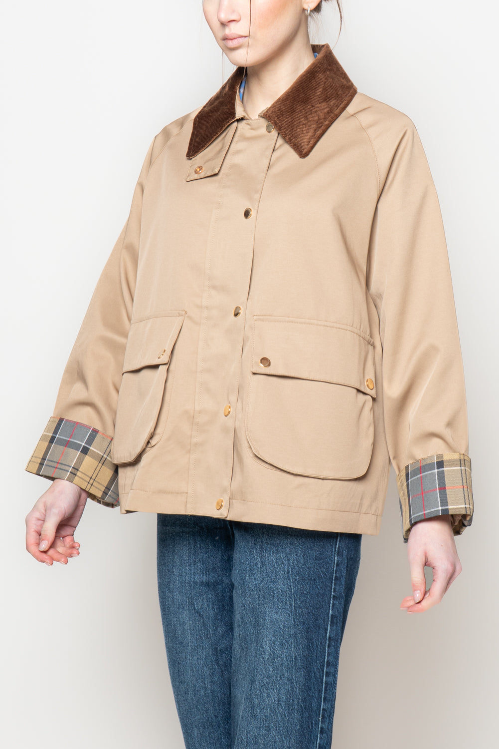 Trench con colletto in velluto