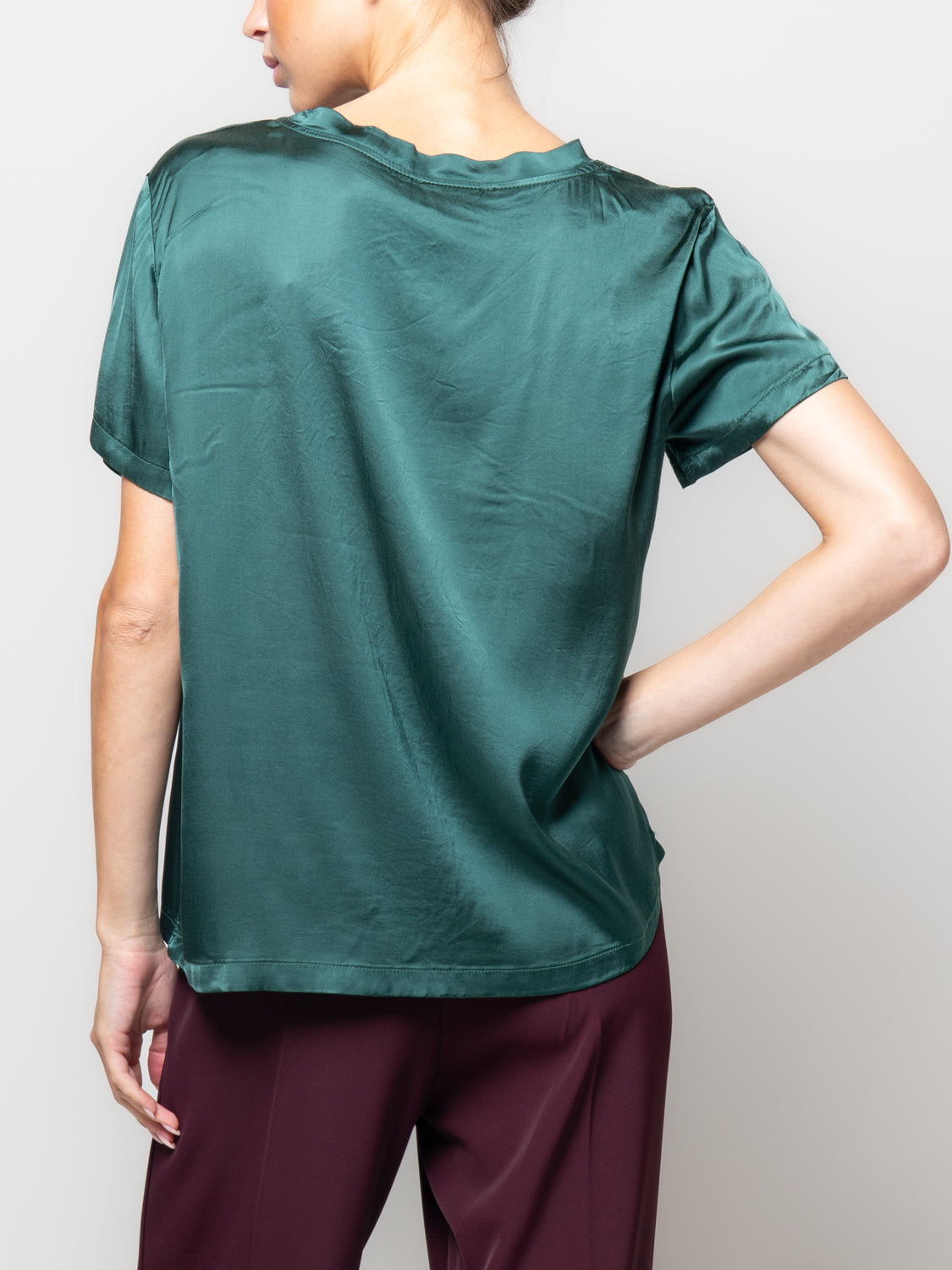 T shirt in satin