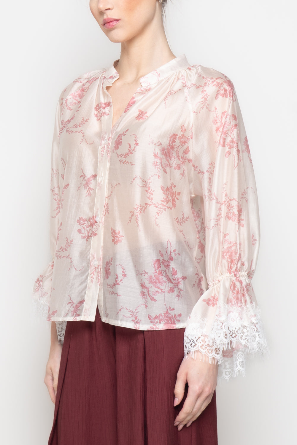 Camicia in fantasia con dettagli in pizzo