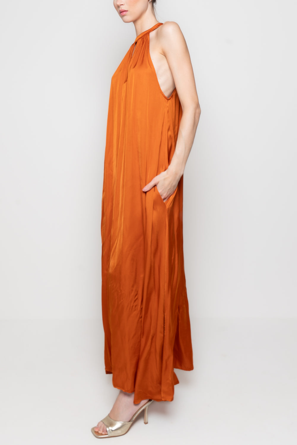 Abito in satin lungo
