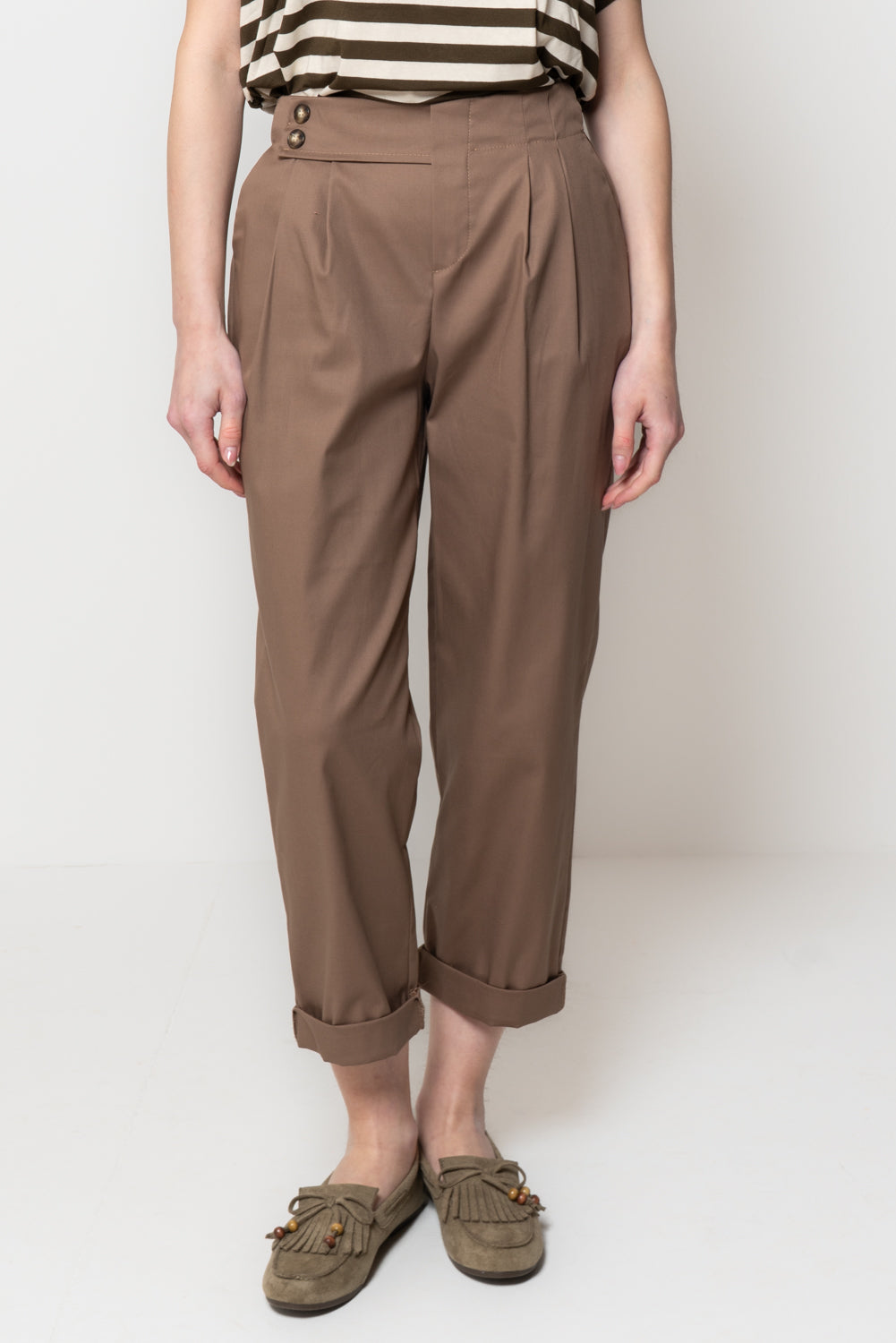 Pantalone in Cotone Due Bottoni