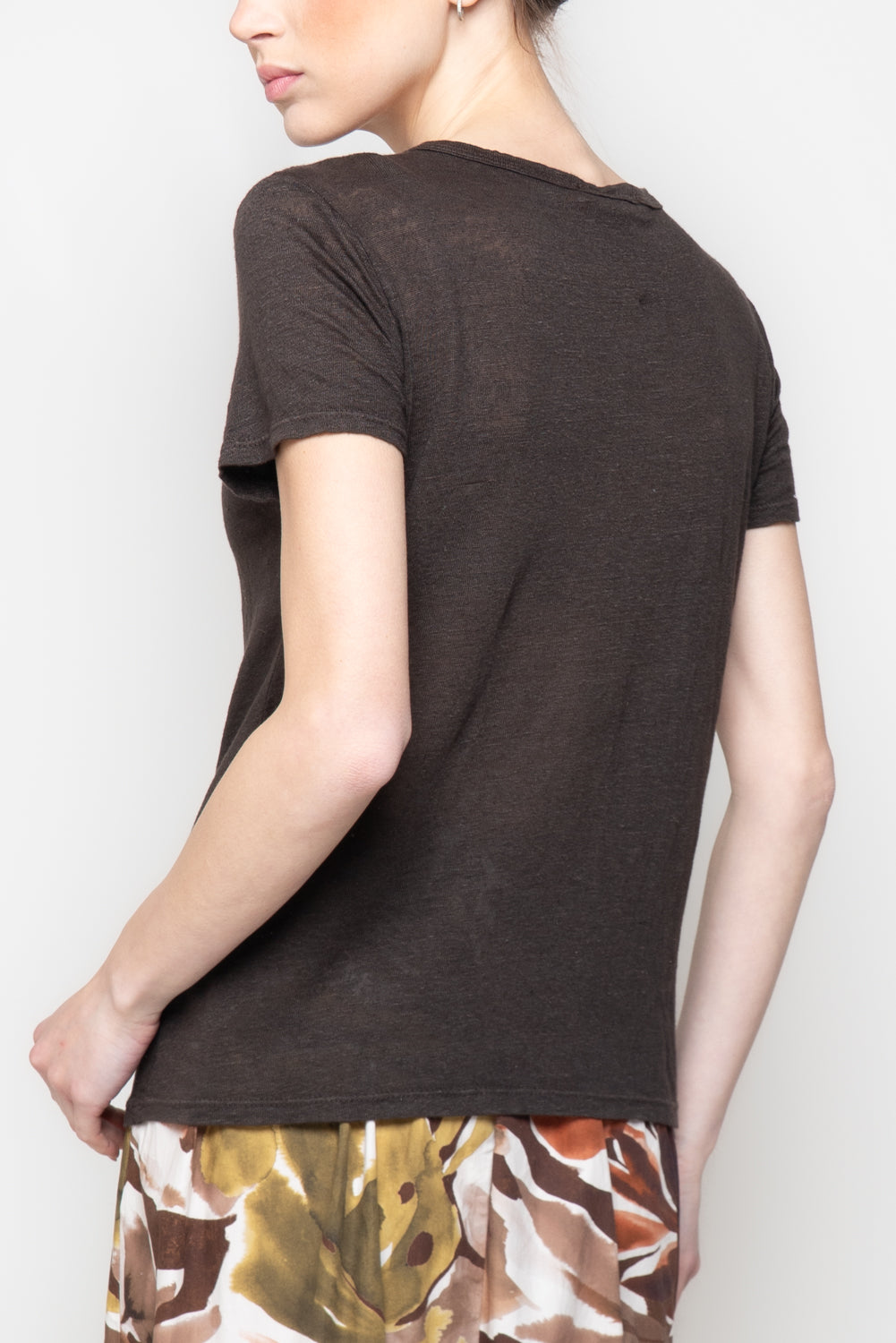 T-shirt paricollo 100% lino