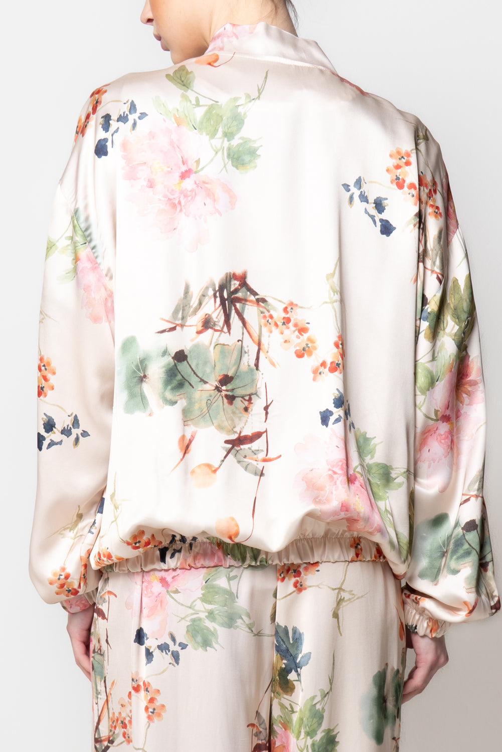 Bomber in Satin a Fantasia Floreale