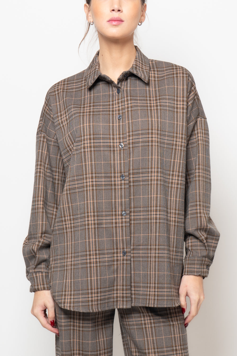 Camicia over a quadri