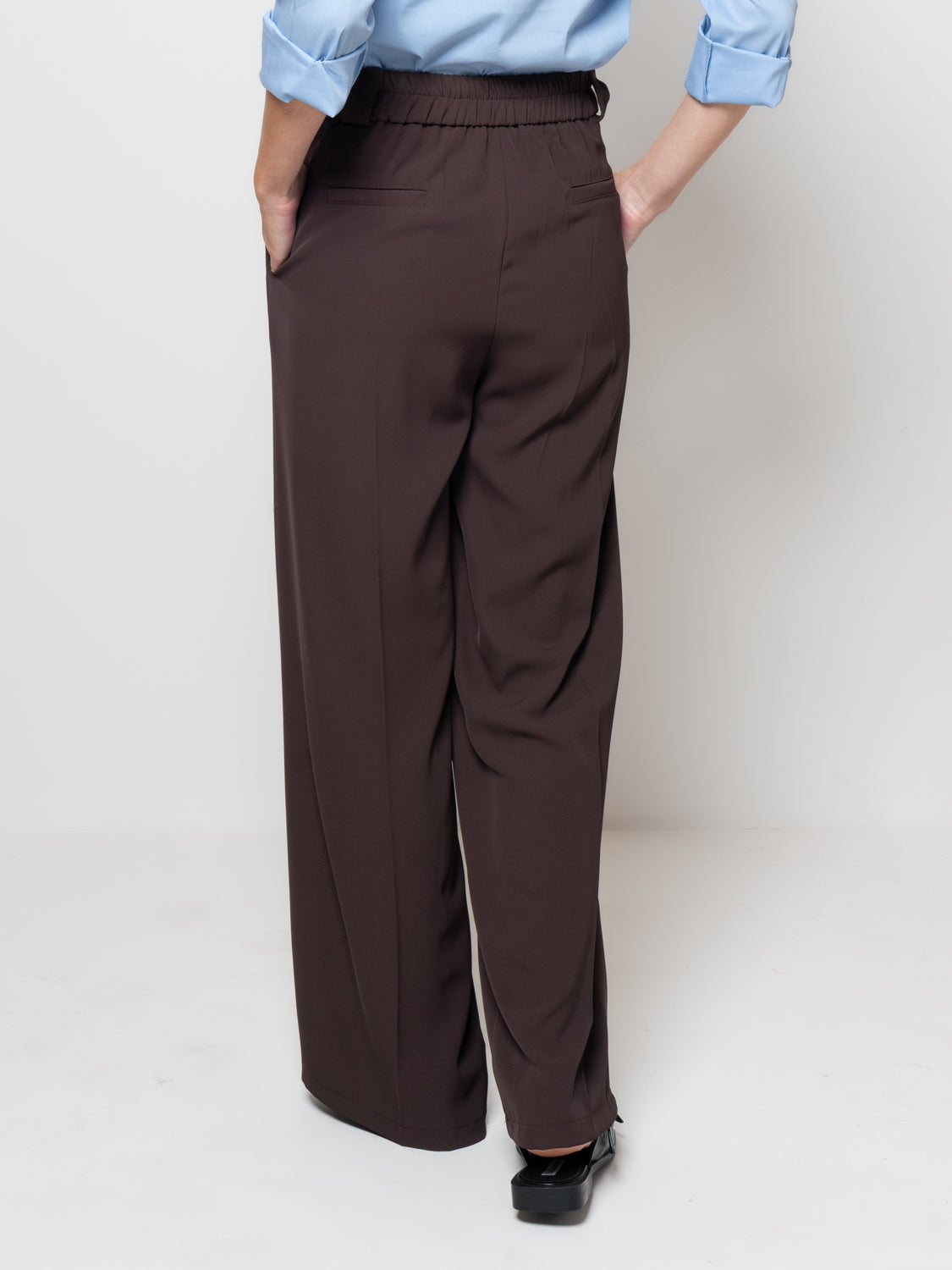 Palazzo in tessuto fluido