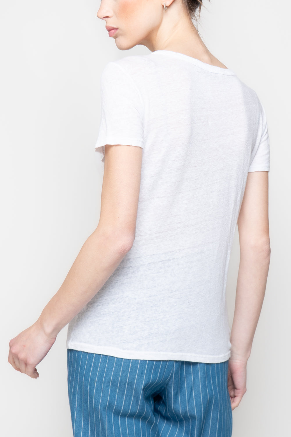 T-shirt paricollo 100% lino