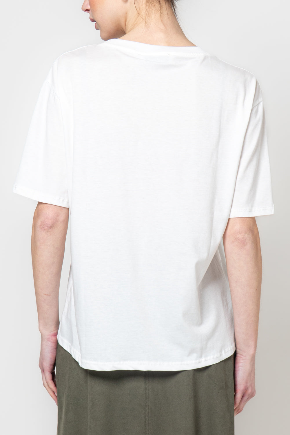 T shirt con scritta ricamata