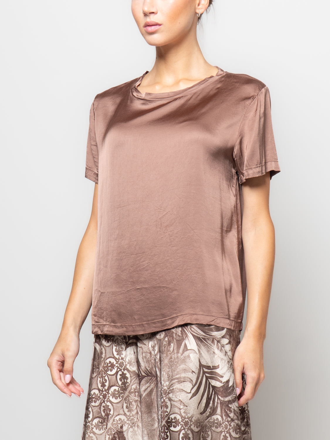 T shirt in satin