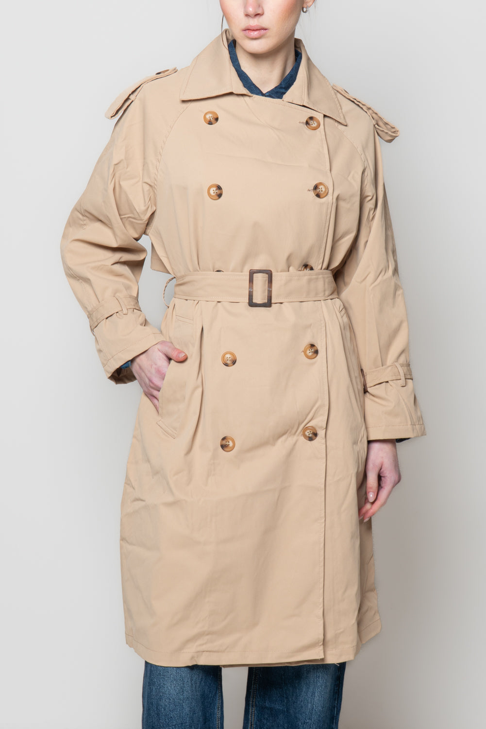 Trench con cintura
