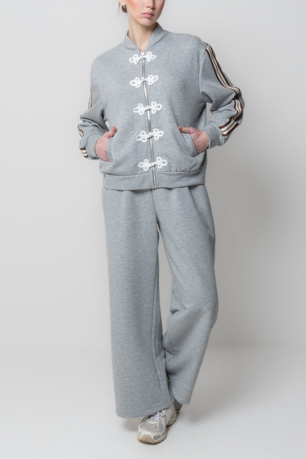 Felpa mandarin con alamari