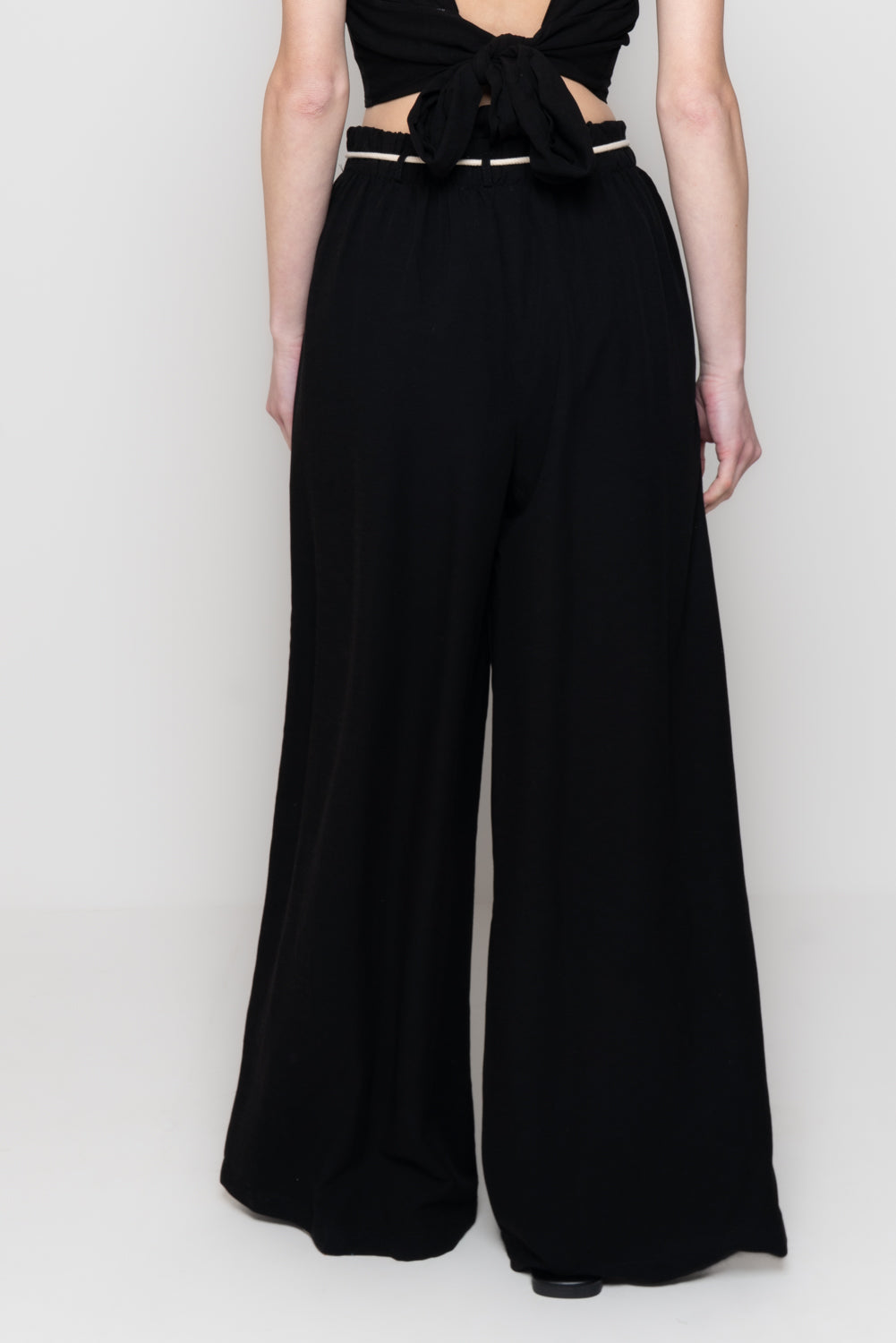 Pantalone palazzo in misto lino con cinturino