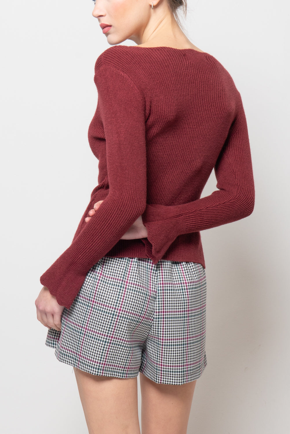 Maglia con manica svasata