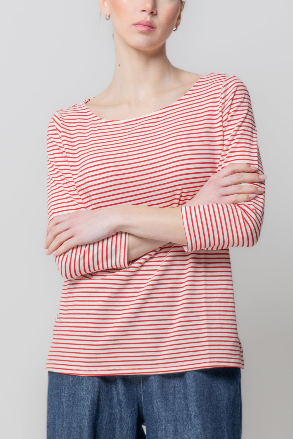 Maglia a Righe Sottili con Spacchetti