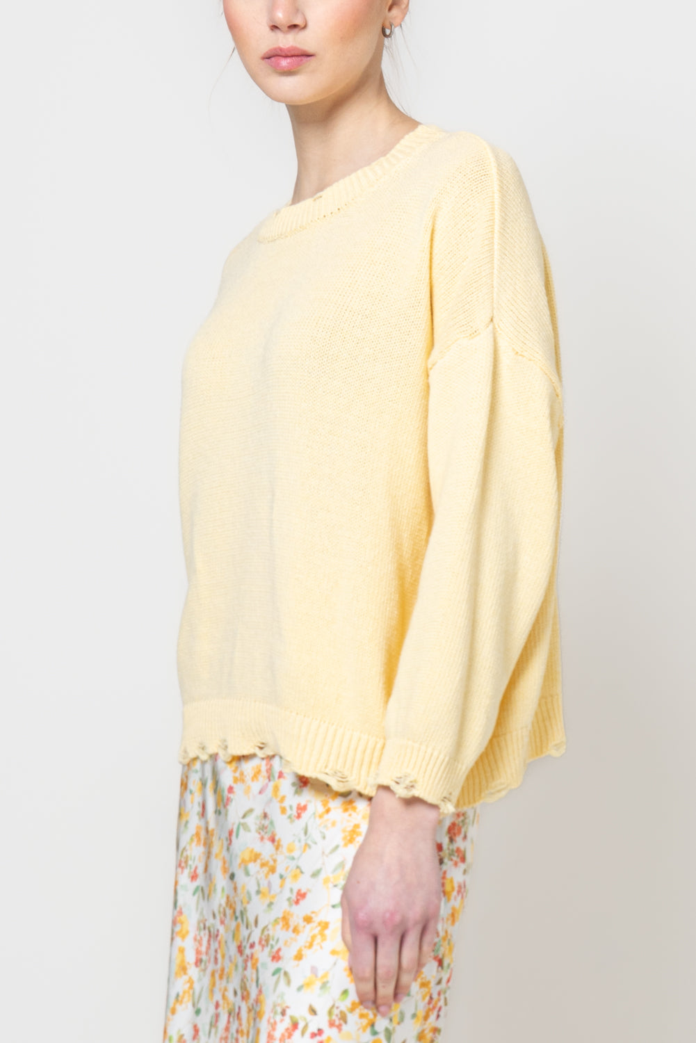 Maglia con profili sdruciti