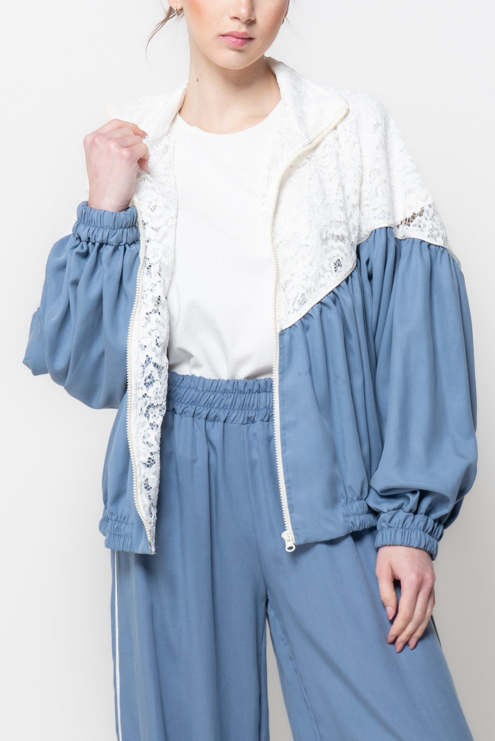 Bomber bicolore con pizzo
