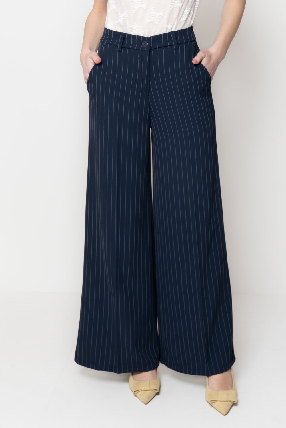 Pantaloni in fluido gessato