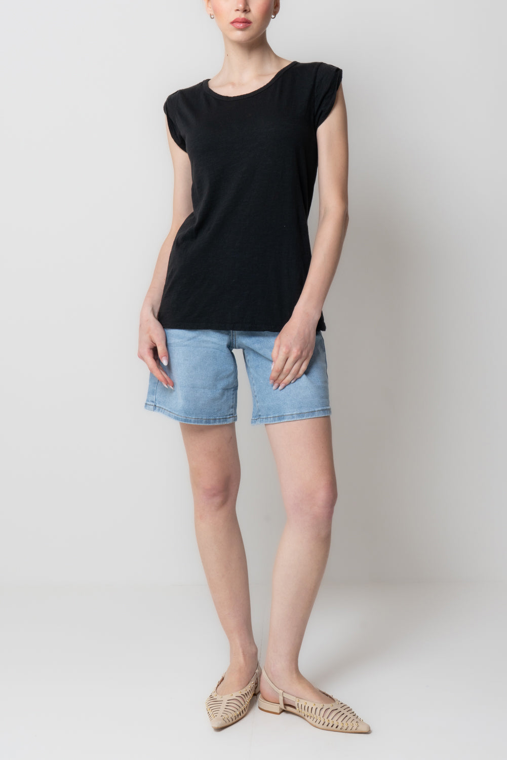 NINA AGST7058NERO